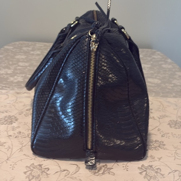 No brand label fake snake skin black women’s purse 👜 - Picture 4 of 7